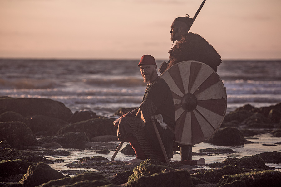 Jorg en Ulfar als Vikingen, foto BlackbeachStudios