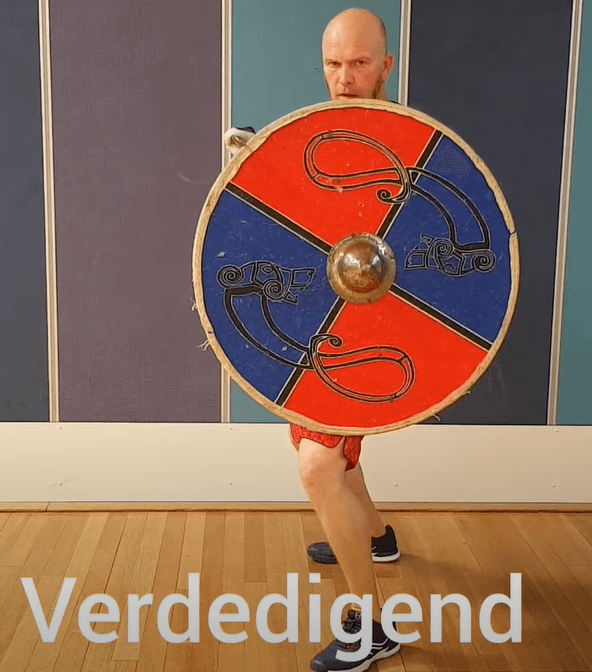 Verdedigende vechthouding vooraanzicht