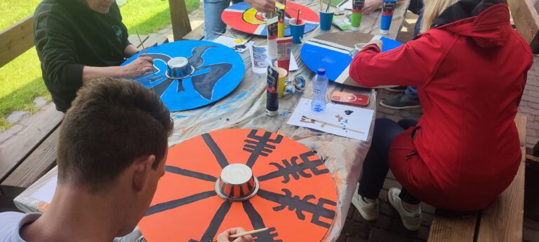 creatieve workshop viking schild beschilderen